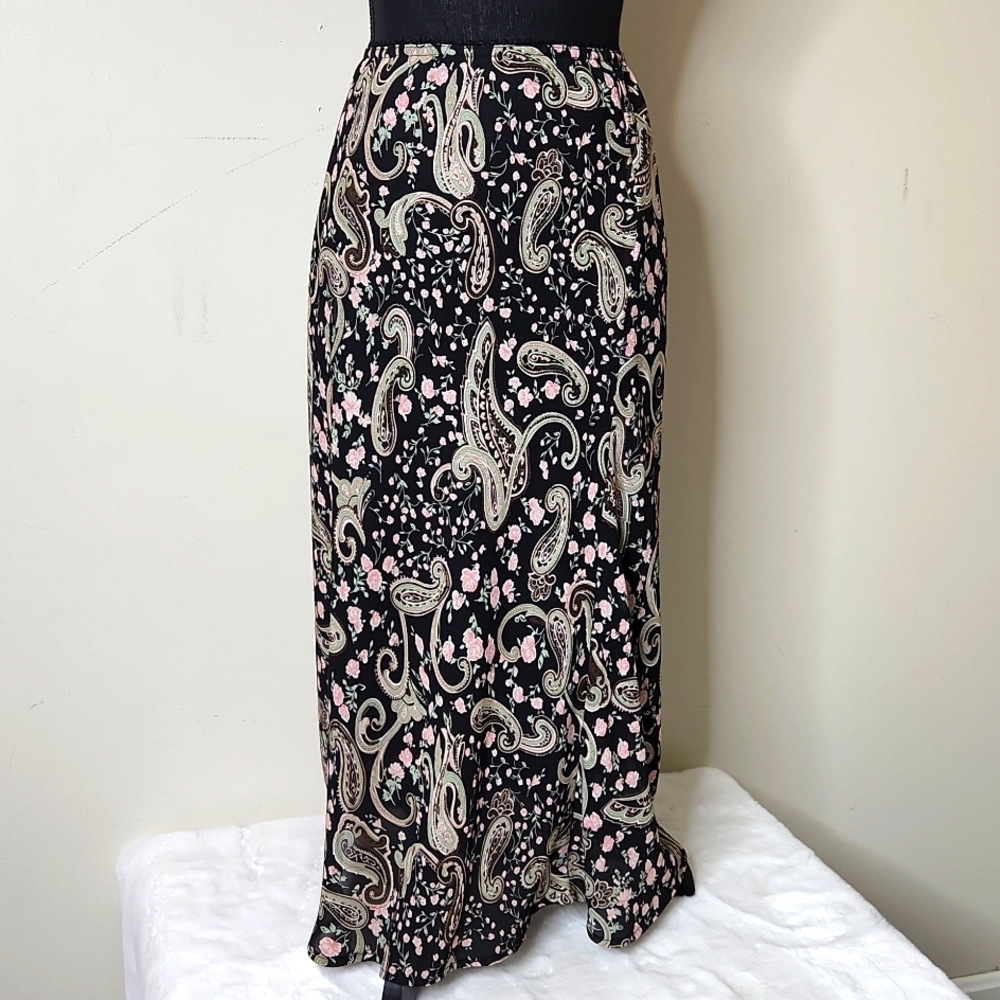 black Y2K drop waist floral Flowy Whimsy fishtail mermaid Fairy maxi skirt.